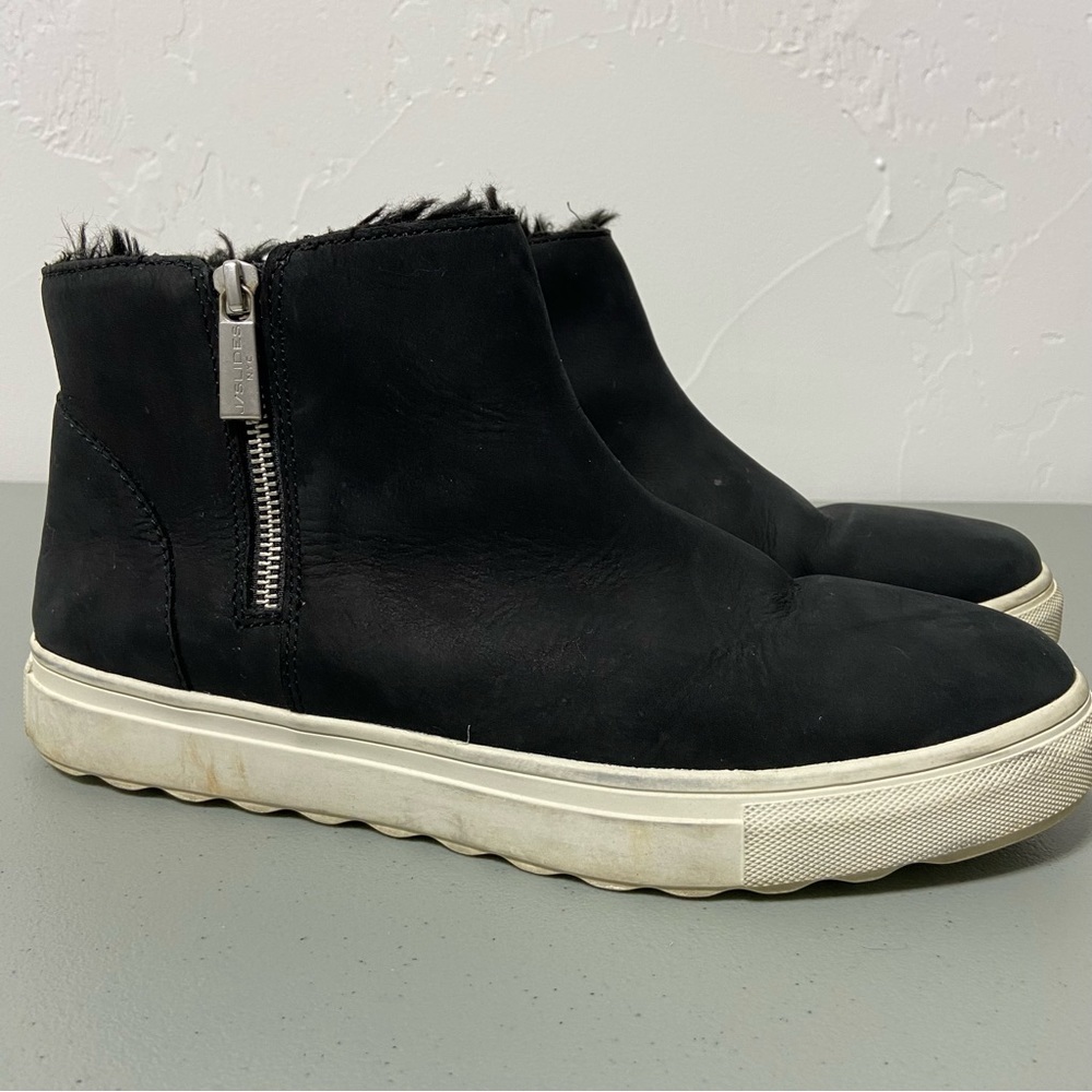 J/Slides Black Ankle Chukka Bootie Women 11M Leather Upper Faux Fur Zip Closure